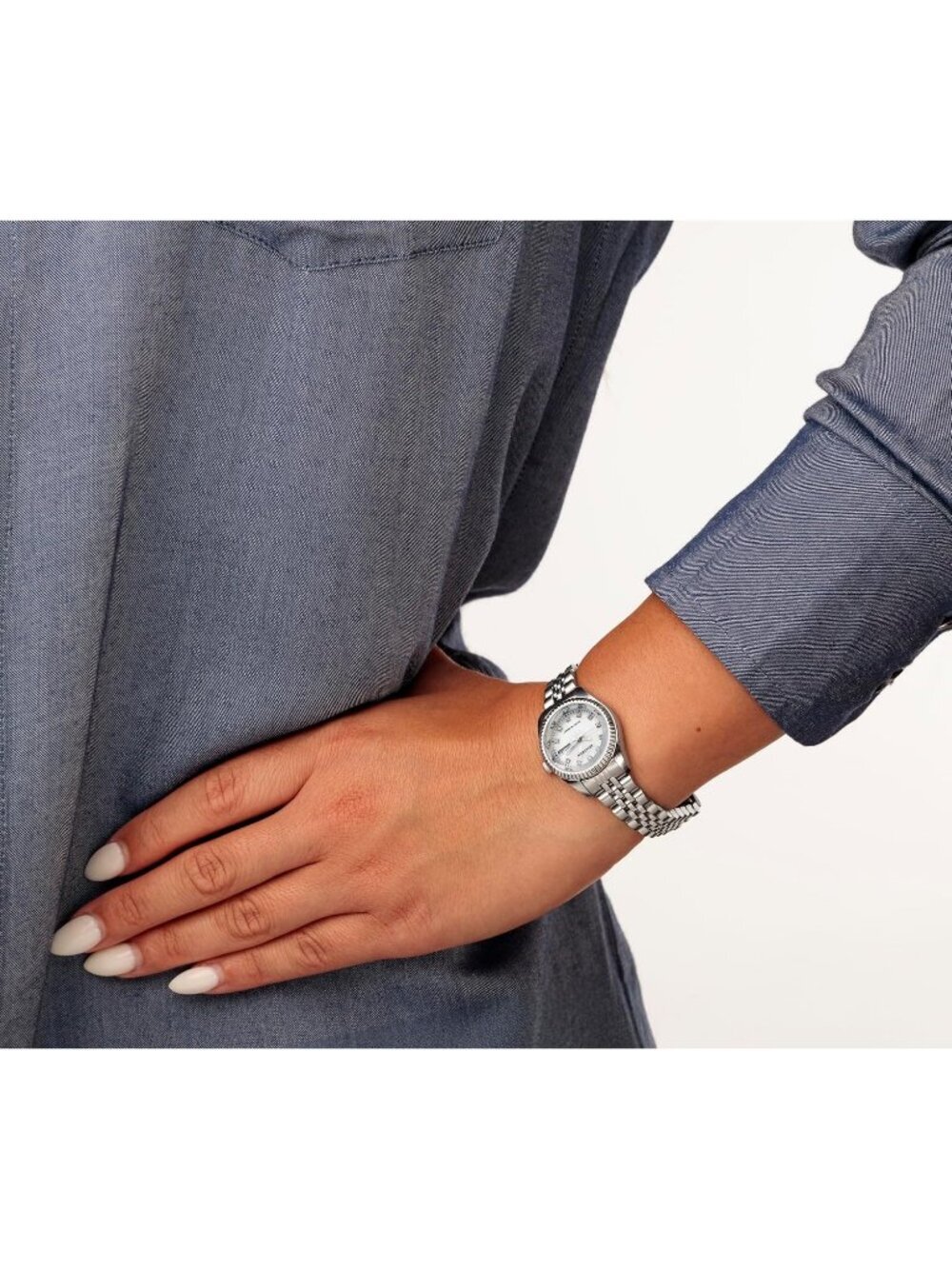 Armitron Women's All Silver Genuine Crystal Accented Bracelet Round Luxury Watch - Picture 4 of 6